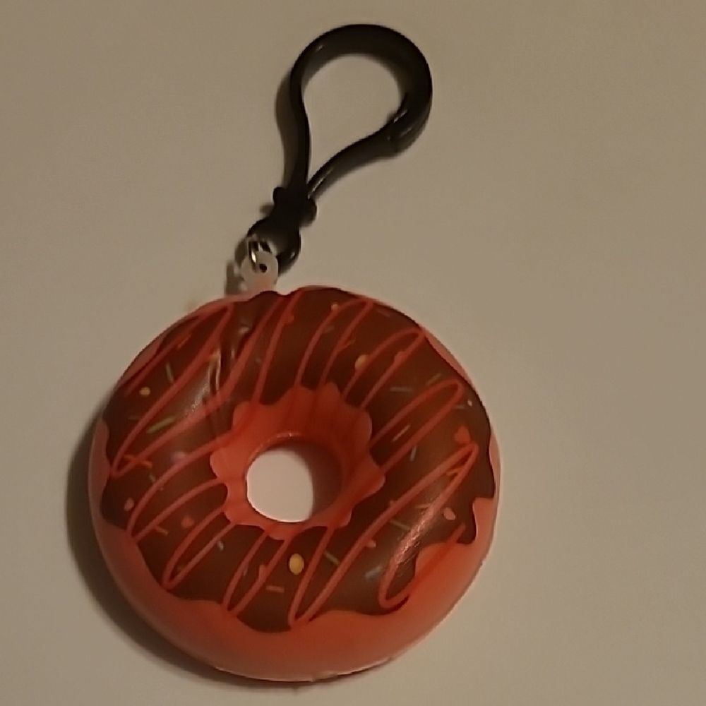 Donut Keychain /Bag Chsrm